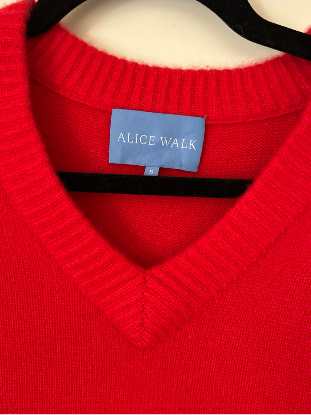Alice Walk Bright Red V Neck 100% Cashmere Sweater Women’s Size S Euc Holiday — image 2 of 7